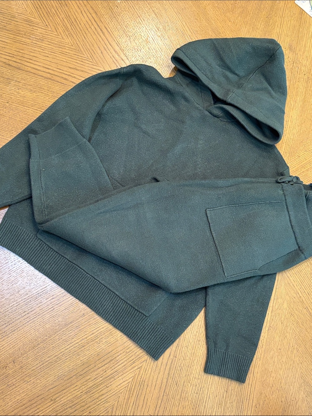 Zara Dark Green Hoodie & Joggers Set